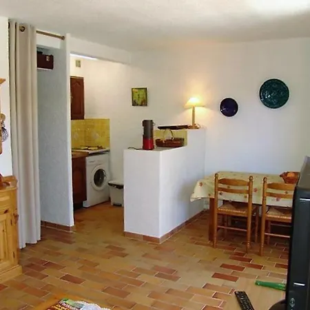 T2 Climatise, 4 Pers, Terrasse Sud, Proche Plage, Parking, Menage Inclus - Fr-1-251-415 Apartment Le Lavandou